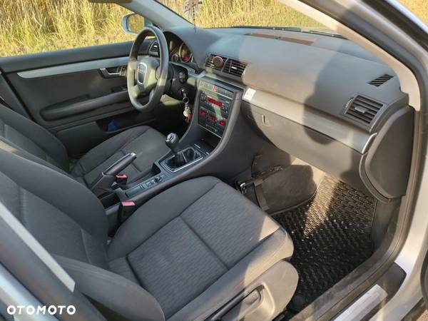 Audi A4 Avant 2.0 TDI - 8