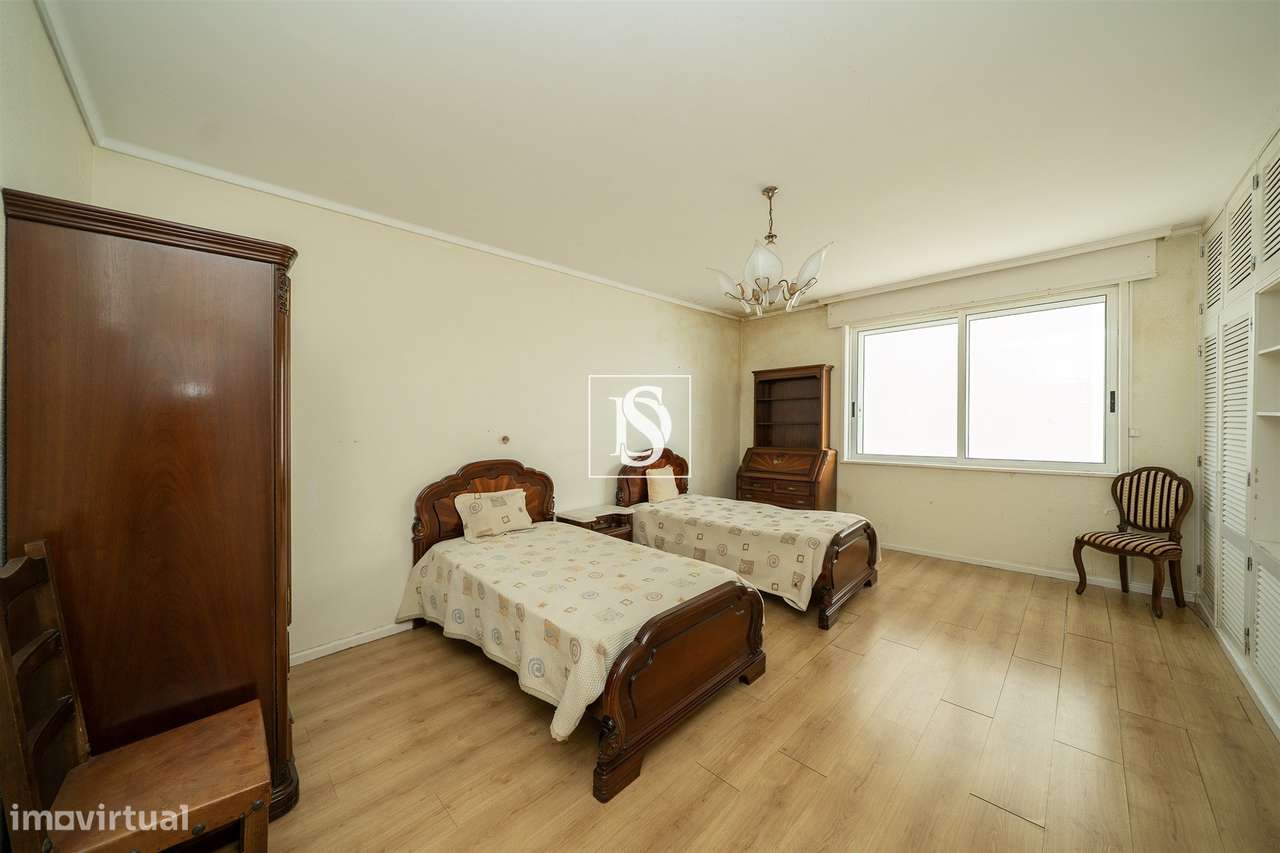 Póvoa de Varzim | Propriedade de Exceção na Primeira Linha de Mar-18