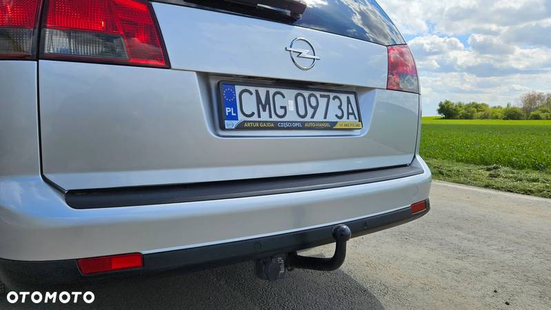 Opel Vectra 1.9 CDTI Cosmo - 22