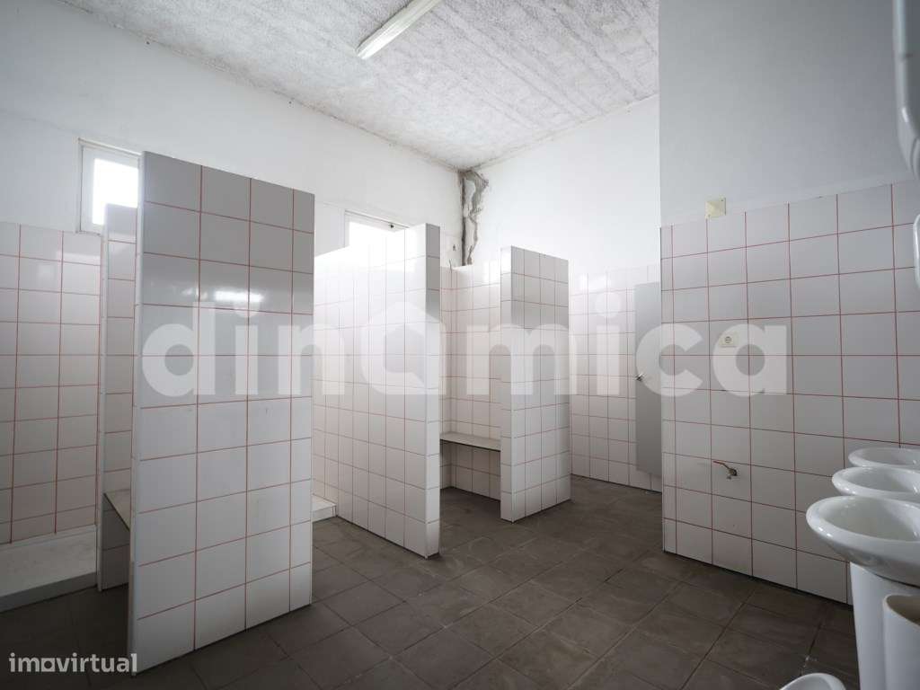 Imóvel Industrial / Serviços-23