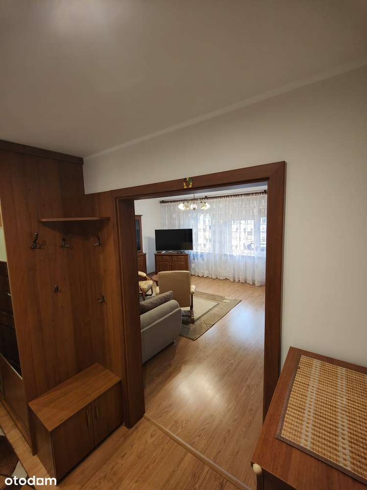 Przestronne 3-pokojowe mieszkanie z balkonem w centrum Płocka - Pełny obrazek: 2/15