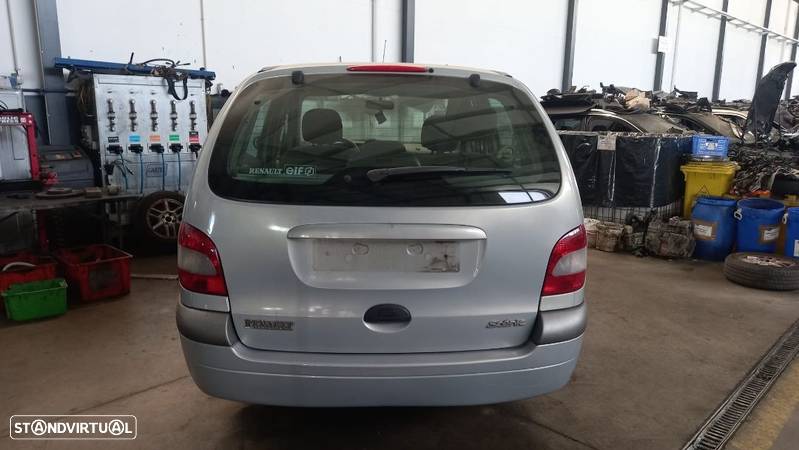 Renault Scenic I 1.4 16v de 2002 para peças - 3