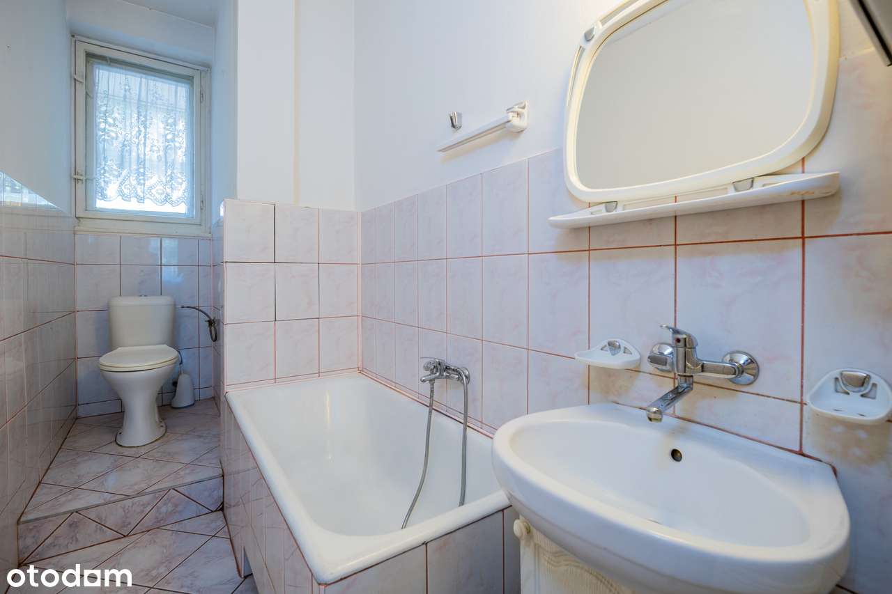 3 pokoje ul. Hallera-14