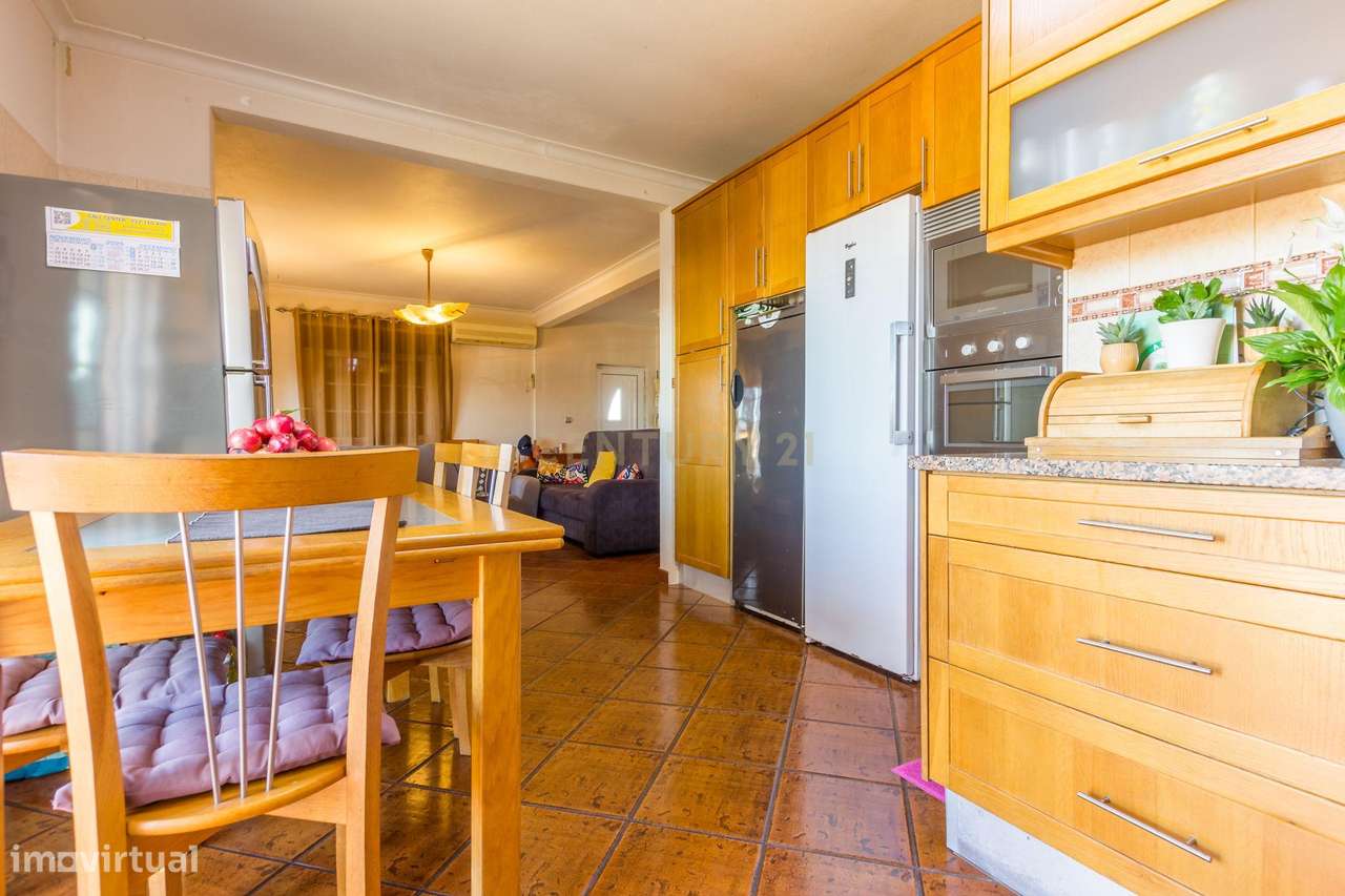 Quinta do Conde/ Courelas da Brava - Moradia isolada, legalizada, inse - Grande imagem: 5/25