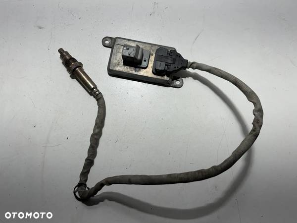 Czujnik spalin nox Mercedes Actros MP 4 Atego III A0101539528 - 1