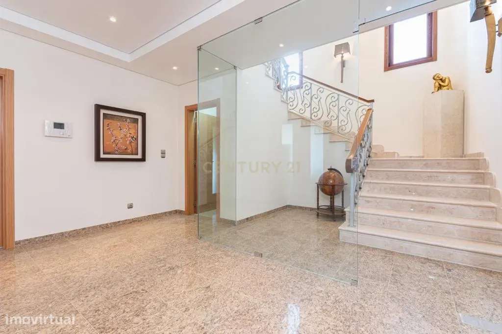 Moradia T8 de grande dimensão em S. João dos Montes, Vila Franca de Xi-11