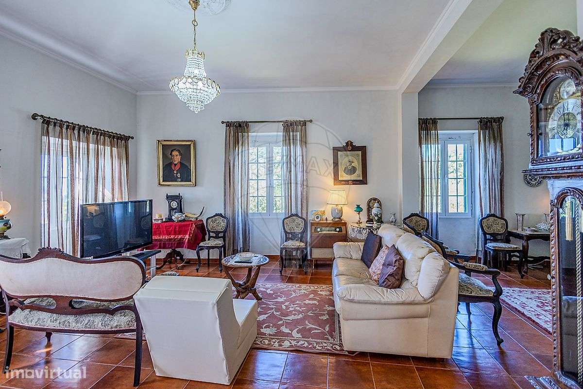 Moradia T6 para venda-13