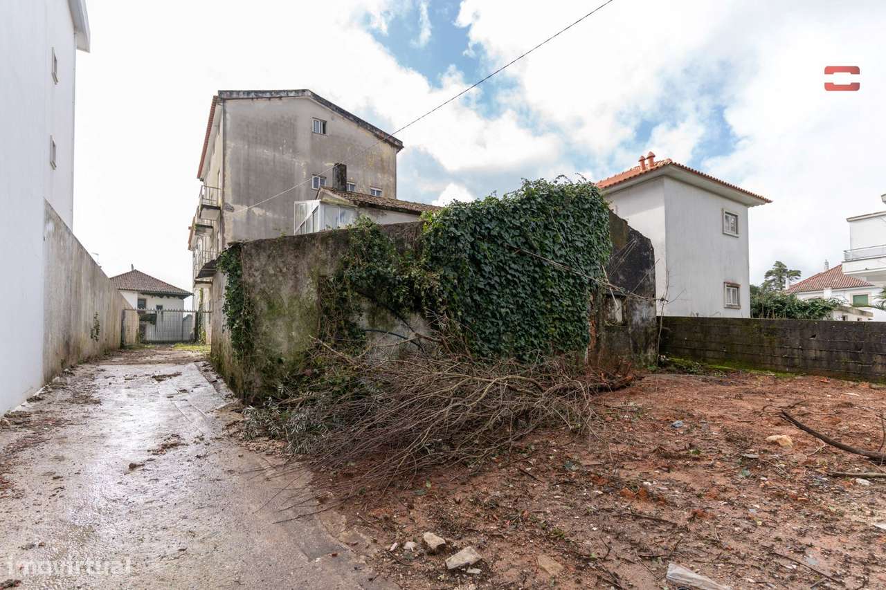 PREDIO PARA RECUPERAR A 300 METROS DO SANTUARIO DE FÁTIMA COM AREA ...-21