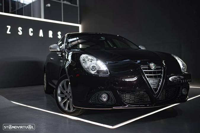 Alfa Romeo Giulietta 1.6 JTDm Distinctive - 2