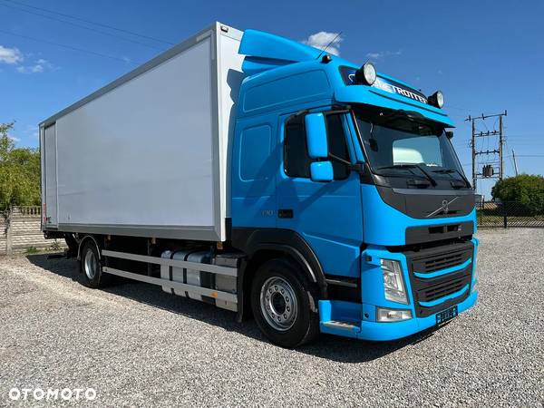 Volvo FM 330 / Izoterma / Glob / Winda / - 2