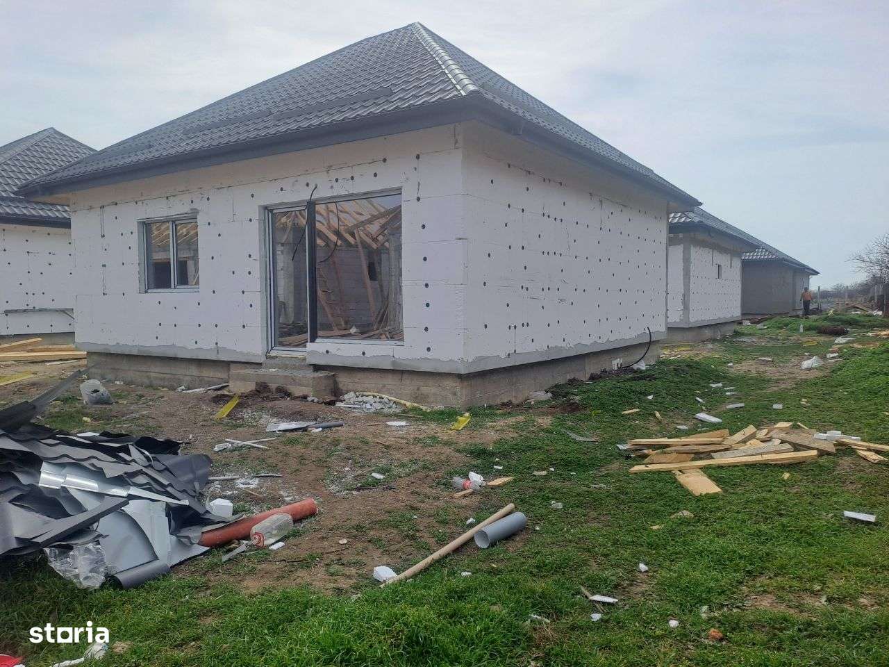 Casa pe parter 3 cam+Pod.Teren 210mp. - Imagine principală: 1/20