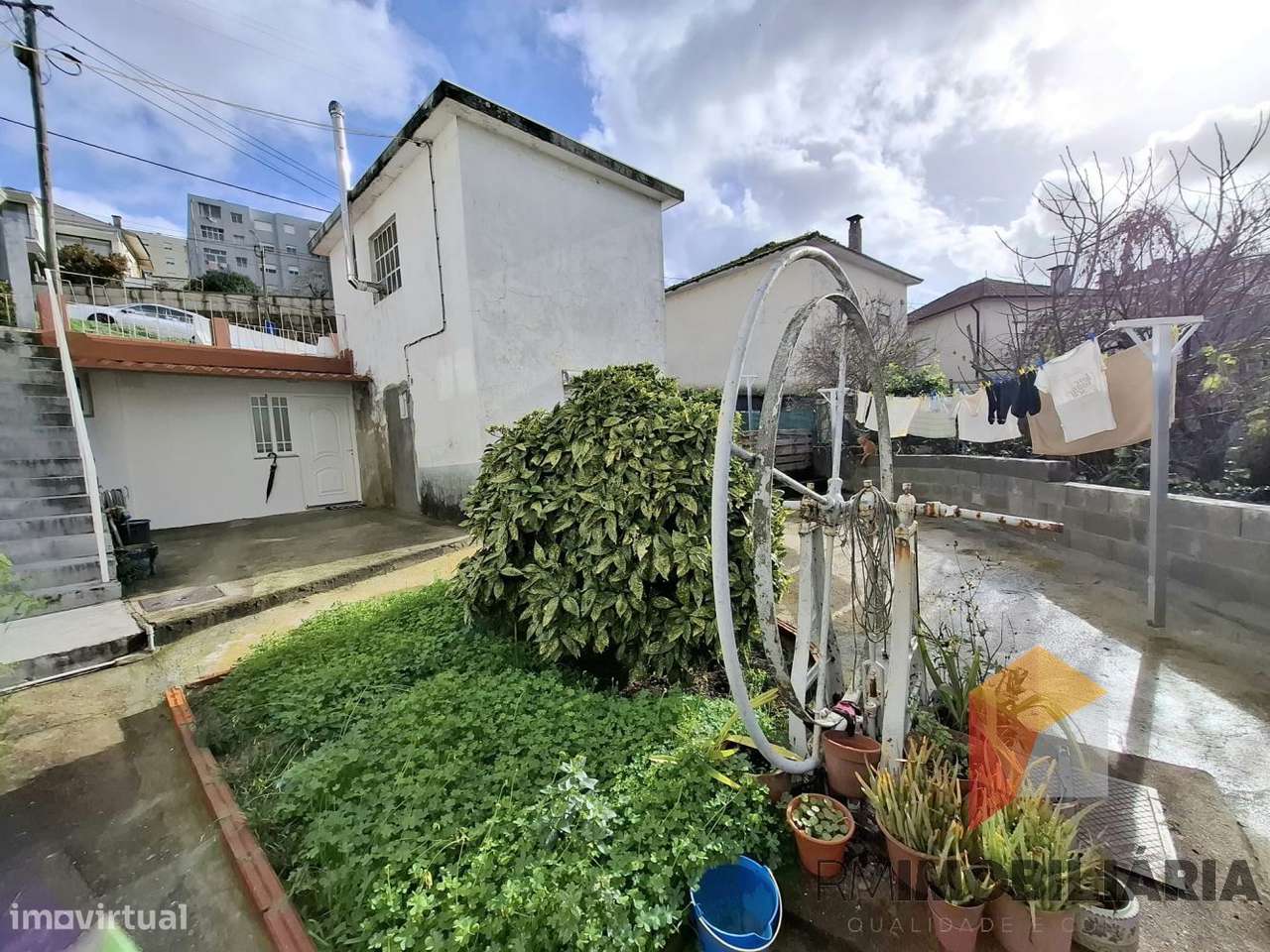 Moradia Bi-Familar em Fânzeres-22