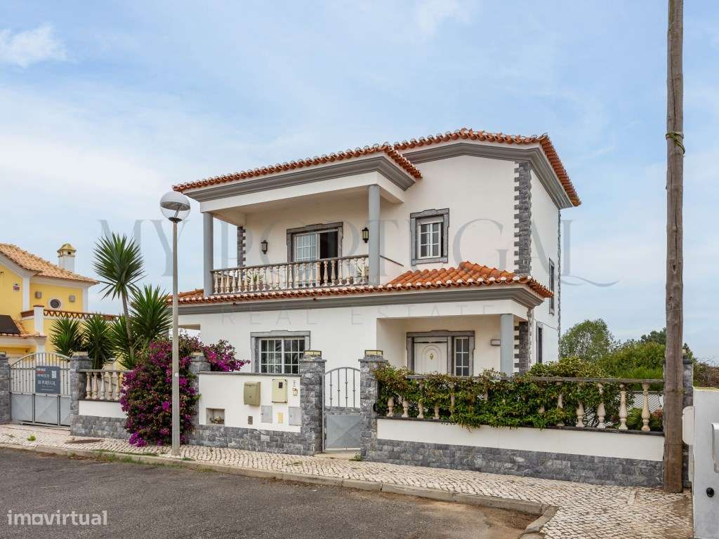 Moradia T4 Exclusiva: Conforto em Ribamar/Santo Isidoro com Acesso ... - Grande imagem: 5/44