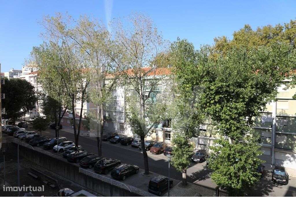 APARTAMENTO T4 - Rentabilidade 5% - Grande imagem: 2/24