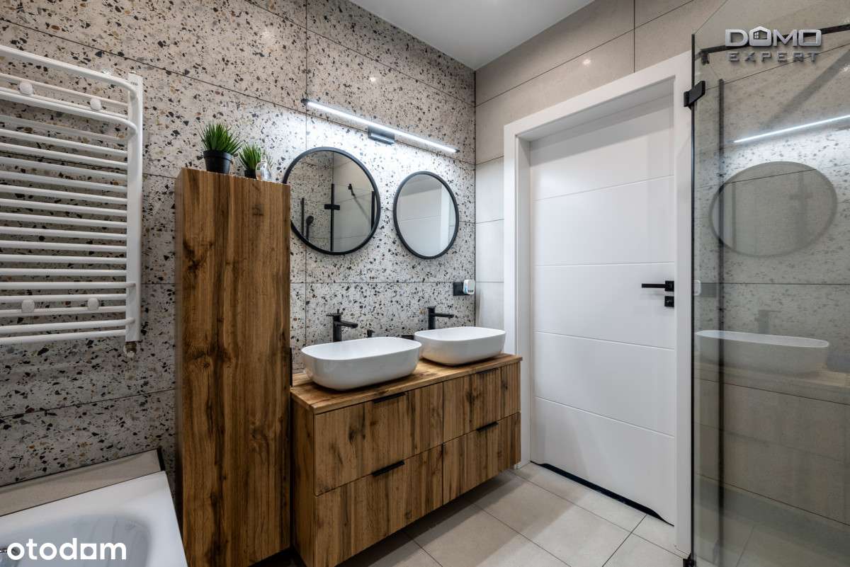 4 pok ogród i 2 szerokimi miejscami parkingowymi-0