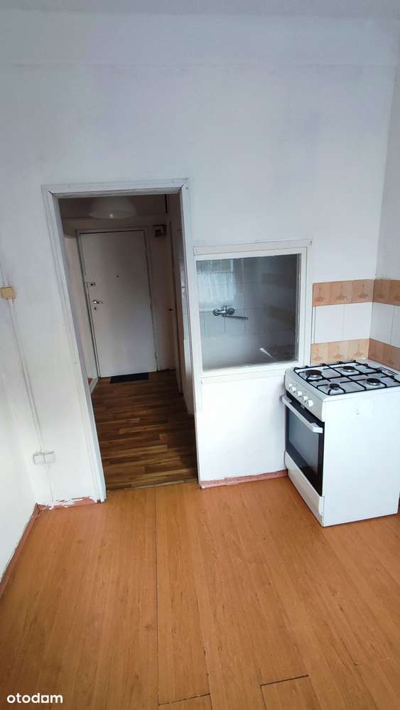 Okazja, tania kawalerka do własnej aranżacji, w pobliżu UM! - Pełny obrazek: 4/12