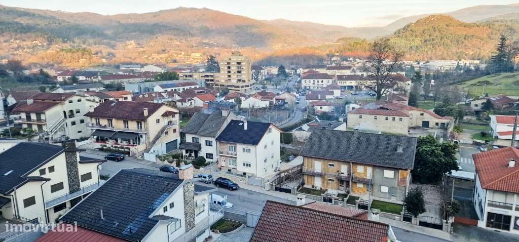 Moradia V4 em banda - Vieira do Minho-40