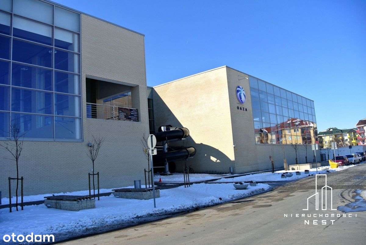 Dom w Szczytnikach przy pętli autobusowej-7