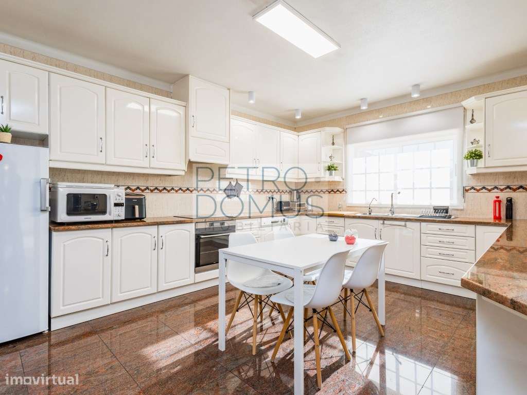 MORADIA UNIFAMILIAR TERREA T4+1, MACEIRA, LEIRIA-7