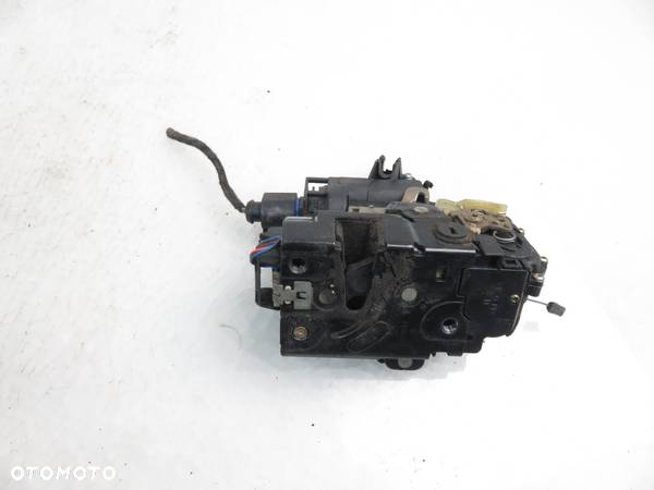 ZAMEK PRAWY TYLNY SKODA FABIA I 3B4839016AG - 3