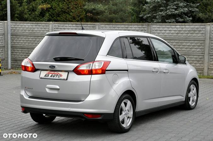 Ford Grand C-MAX - 29