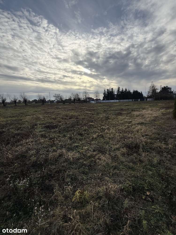 Chyby,  działka mieszkaniowo-usługowa-5