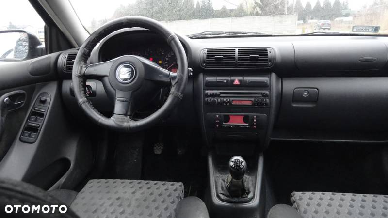 Seat Leon 1.8 Signo - 11