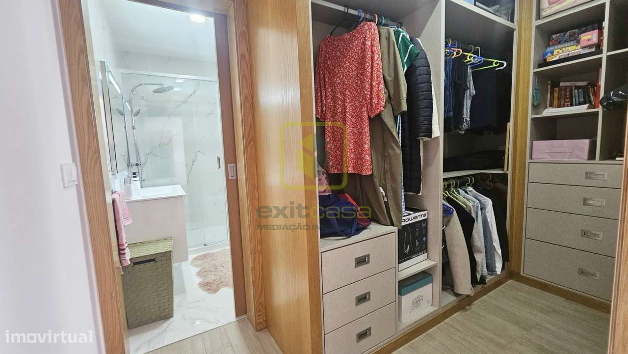 Moradia de Luxo a 5 Minutos da Praia da Barra-21