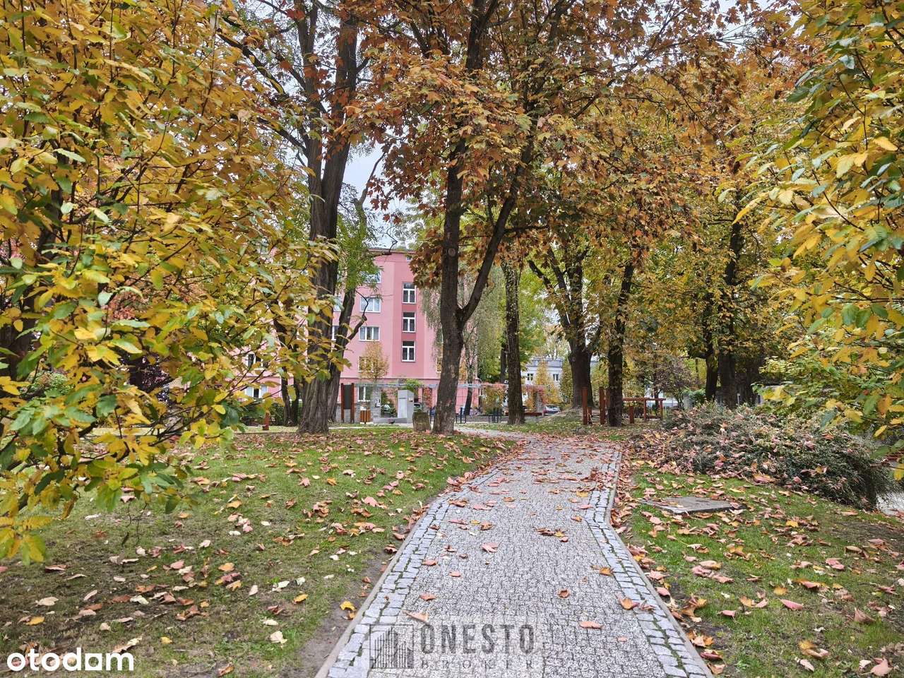 Na sprzedaż kawalerka 32,5m2 przy al. Racławickich Lublin-7