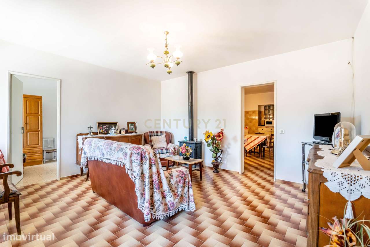 Moradia T3 + 2 Armazéns - Grande imagem: 5/24