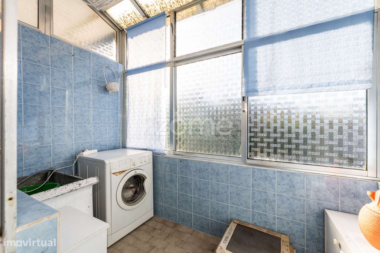 Apartamento T3 em Ermesinde com garagem Box-9