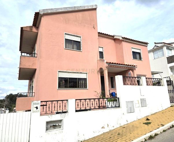Moradia T5 em Vale Fetal - 369.000€-0