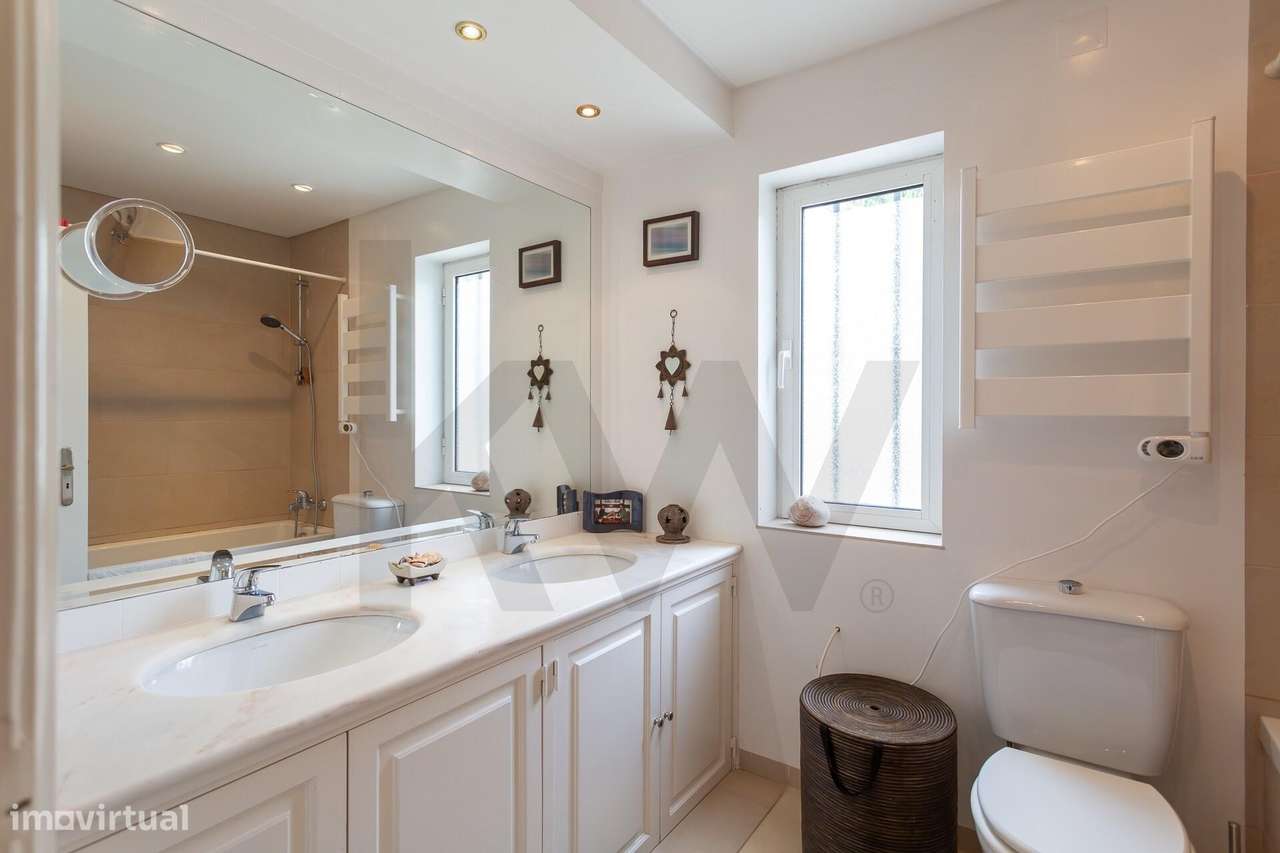 Moradia de Luxo T3 + 1 com Piscina e Jardim Privado em Alcabideche, Ca-42