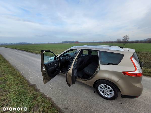 Renault Scenic 1.6 dCi Energy Limited - 9