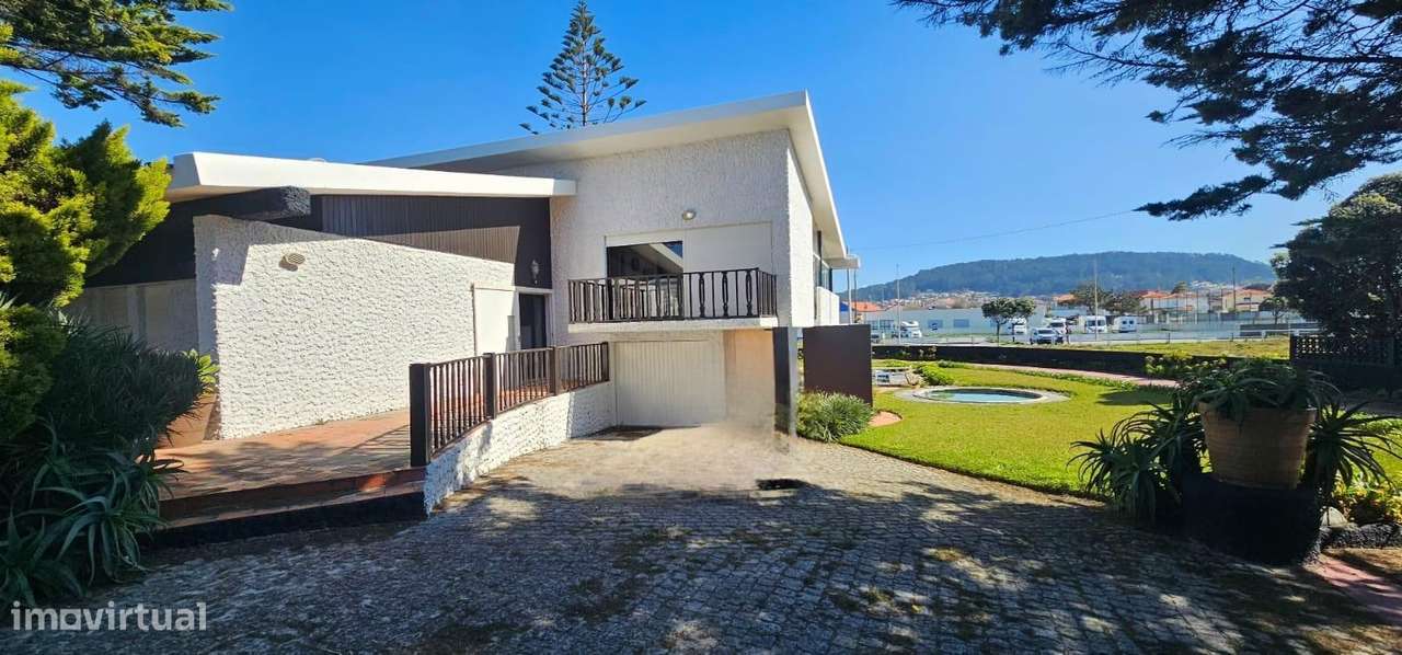 Refúgio sobre o Atlântico – Moradia T5 na 1ª Linha de Mar - Grande imagem: 4/17