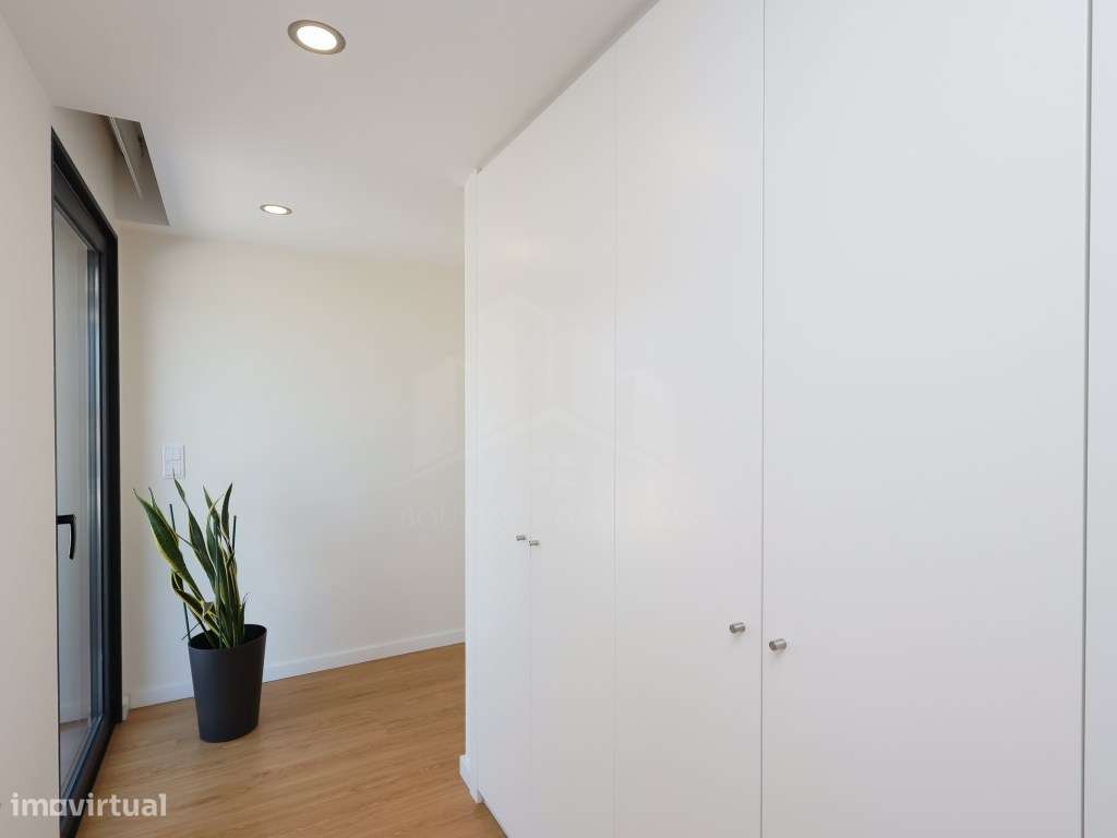 Apartamento T2 com Terraço - Último Piso - Parque da Lavandeira-15