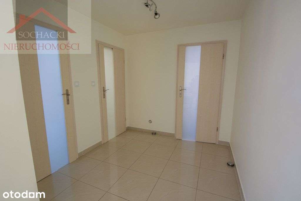 Pół domu z dużym ogrodem-8