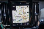 Volvo V90 D4 AWD Geartronic R Design - 27