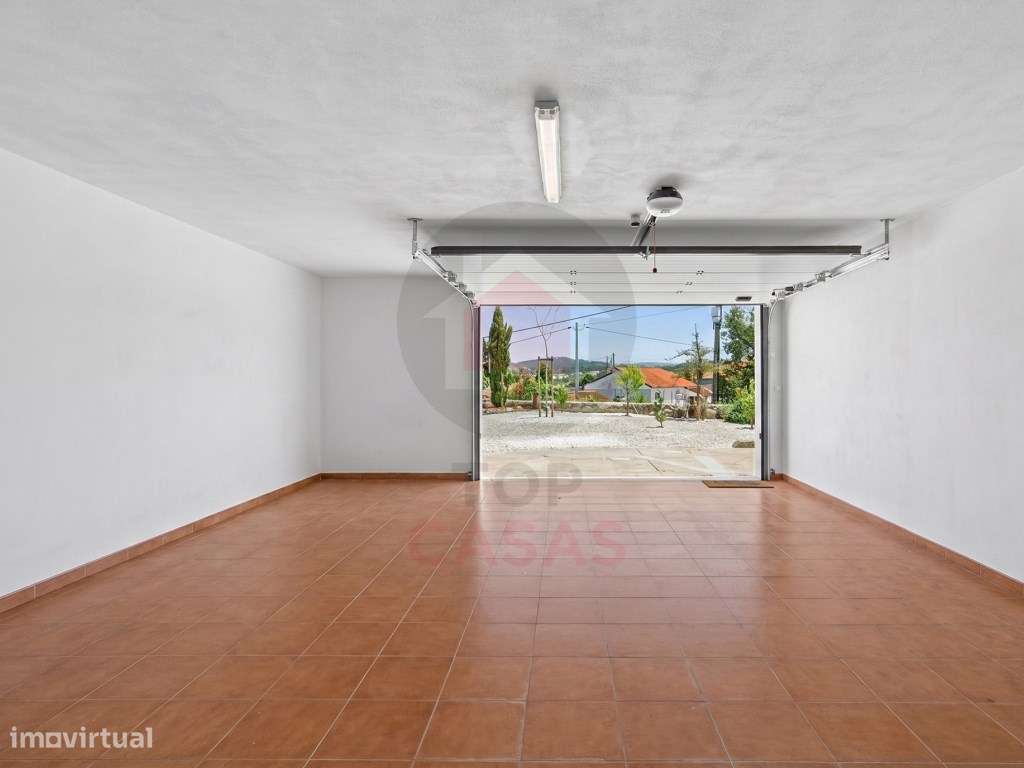 Moradia T3 com Piscina e Terreno em Osseira - Carvalhal Benfeito-26