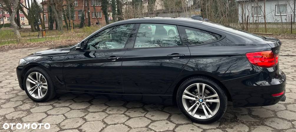 BMW Seria 3 328i Touring Sport Line - 12