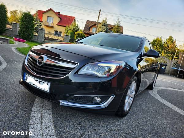 Opel Insignia - 1