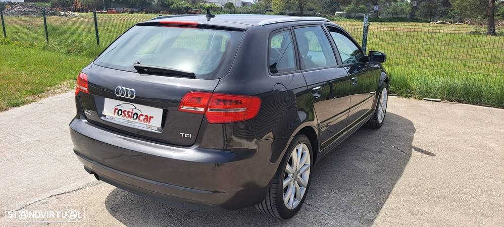 Audi A3 Sportback 1.6 TDI Attraction - 9