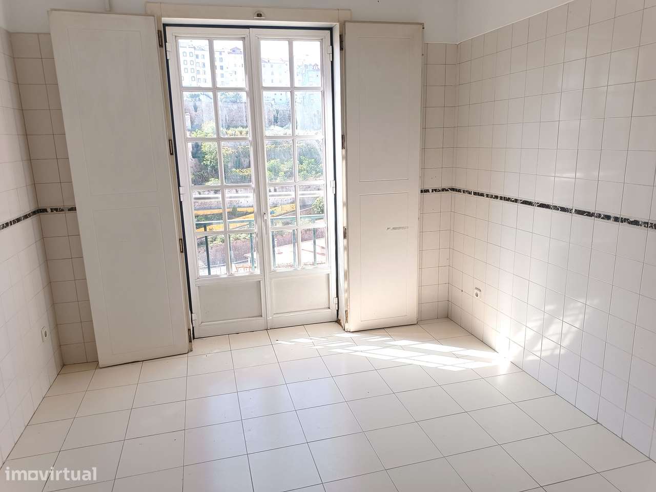 Apartamento T1 em Coimbra (Baixa) - Grande imagem: 2/6