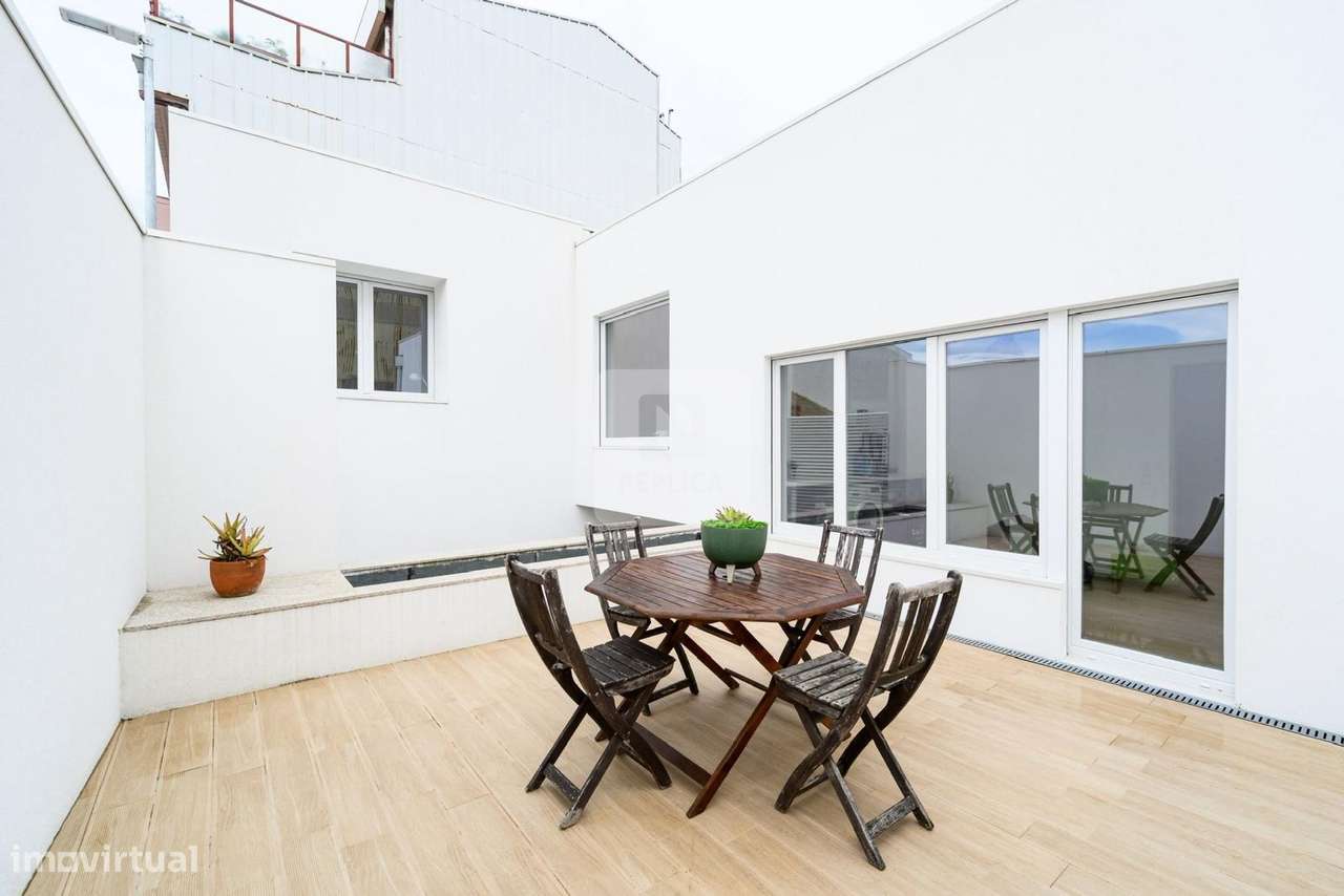 Moradia T4+1 Jardim e Piscina Parque da Cidade | Moradia Aldoar-10