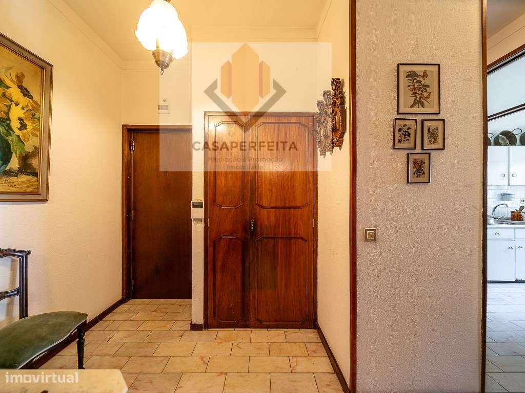 Apartamento T4 com Lugar de Garagem - Devesas, Vila Nova de Gaia-4