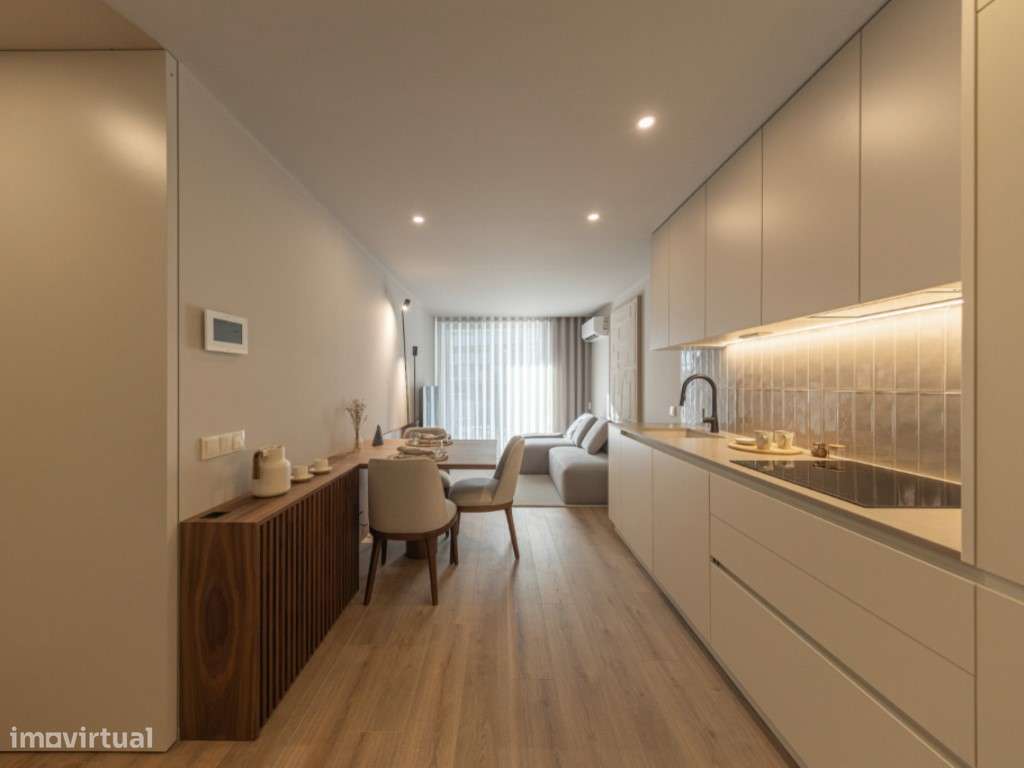 Apartamento T1 com Varanda em Edíficio Emblemático - Grande imagem: 5/39