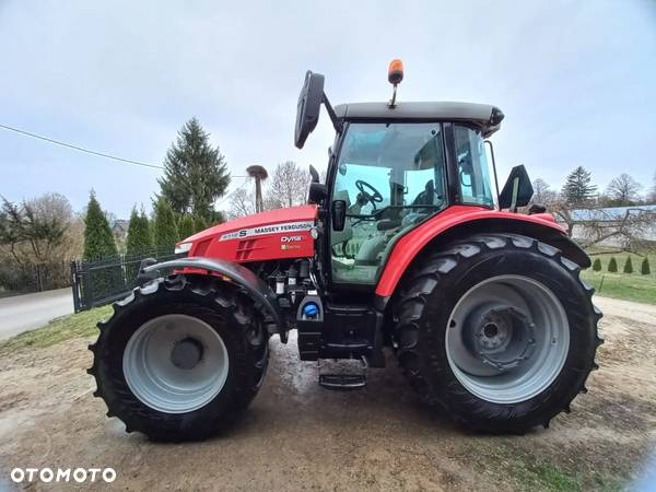 Massey Ferguson 5712S - 1