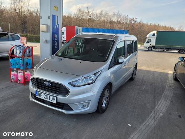 Ford Tourneo Connect - 22