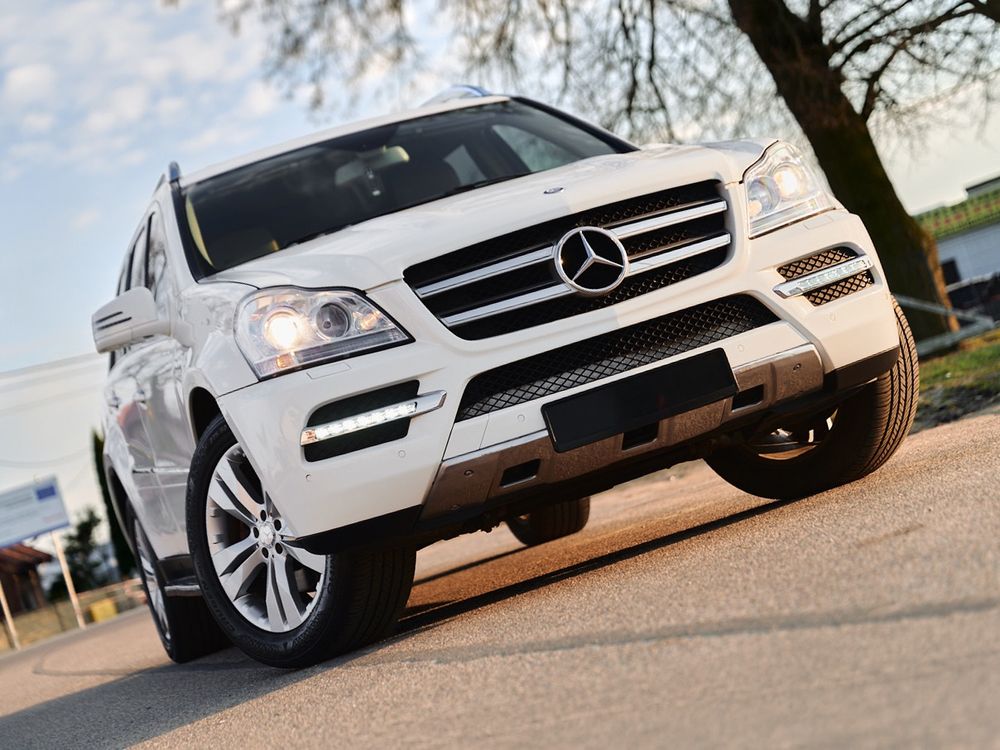 Mercedes-Benz GL X164 (2006-2012) 450 4Matic 7G-TRONIC Grand Edition 2011