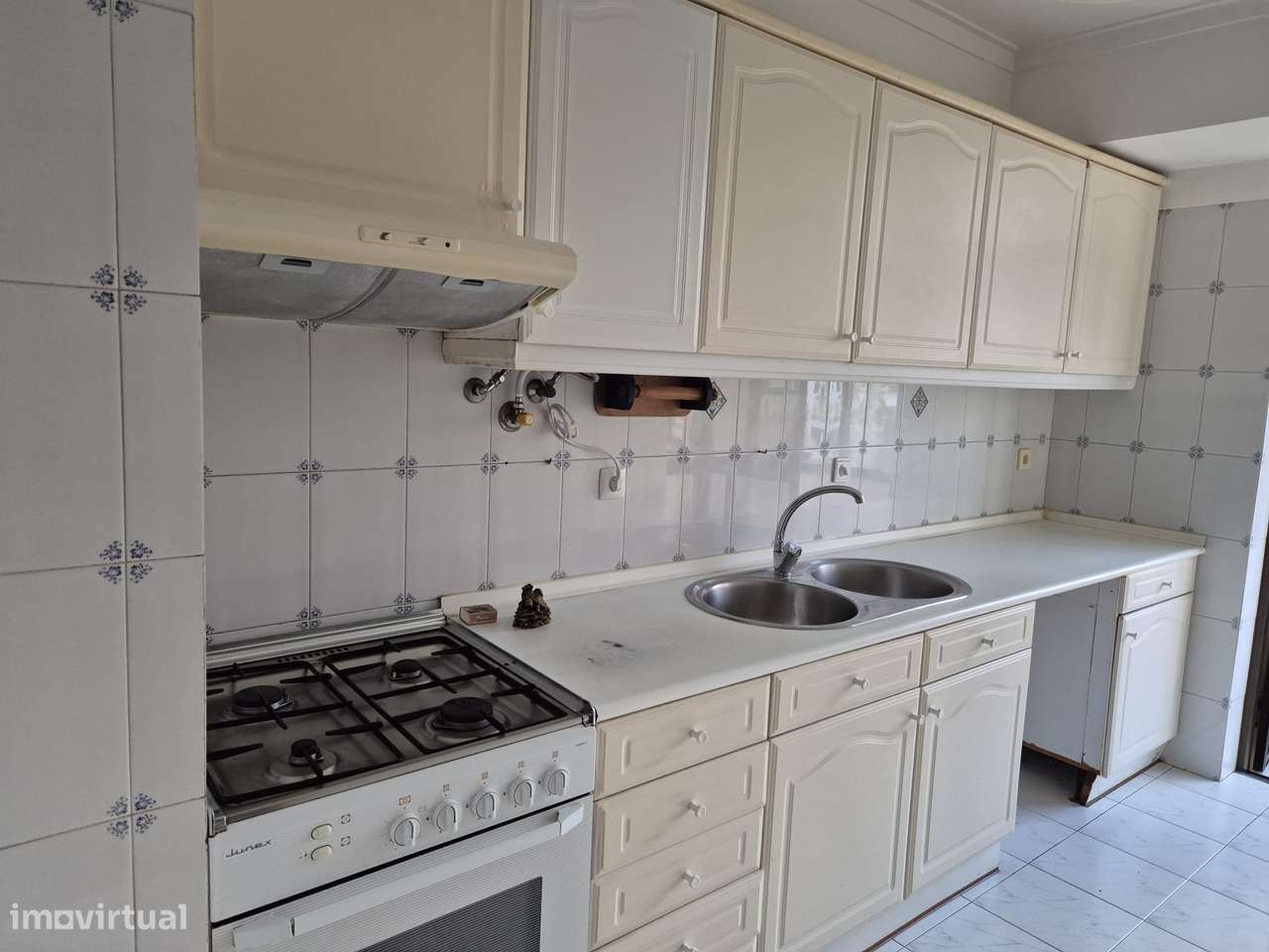 Arrenda-se T3 no centro de Almada - Grande imagem: 4/19